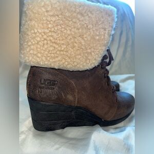 Ugg Zea Cold Weather Brown Boots 1003360